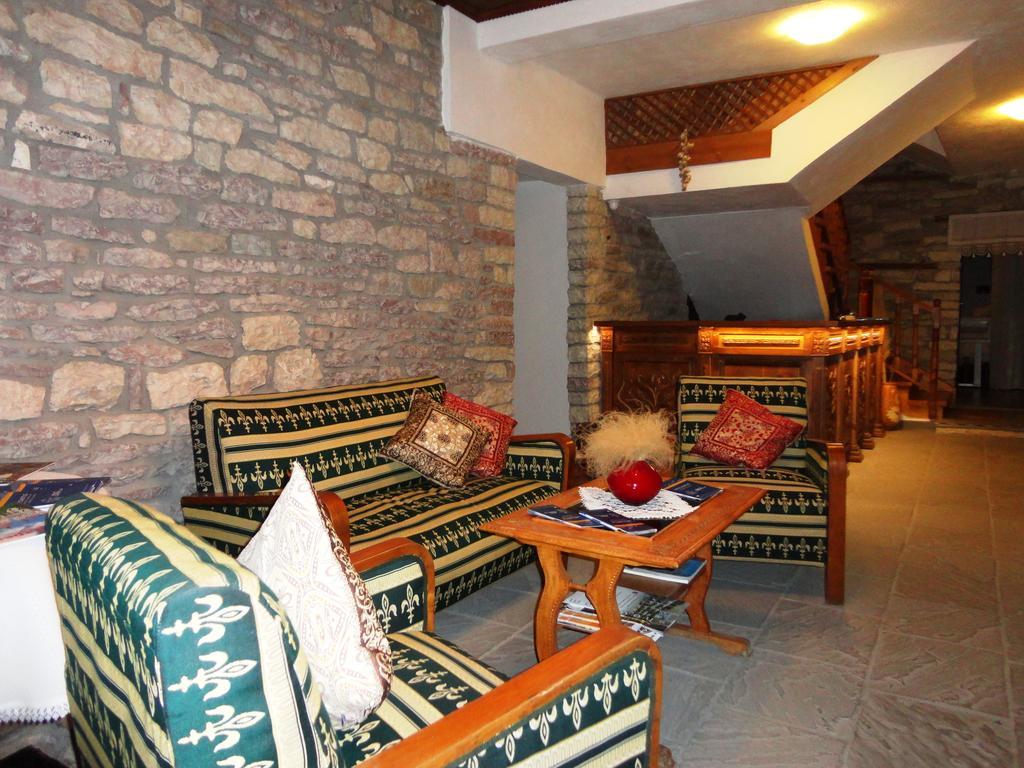 Hotel Kalemi 2 Гирокастра Экстерьер фото