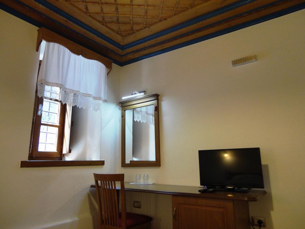 Hotel Kalemi 2 Гирокастра Экстерьер фото